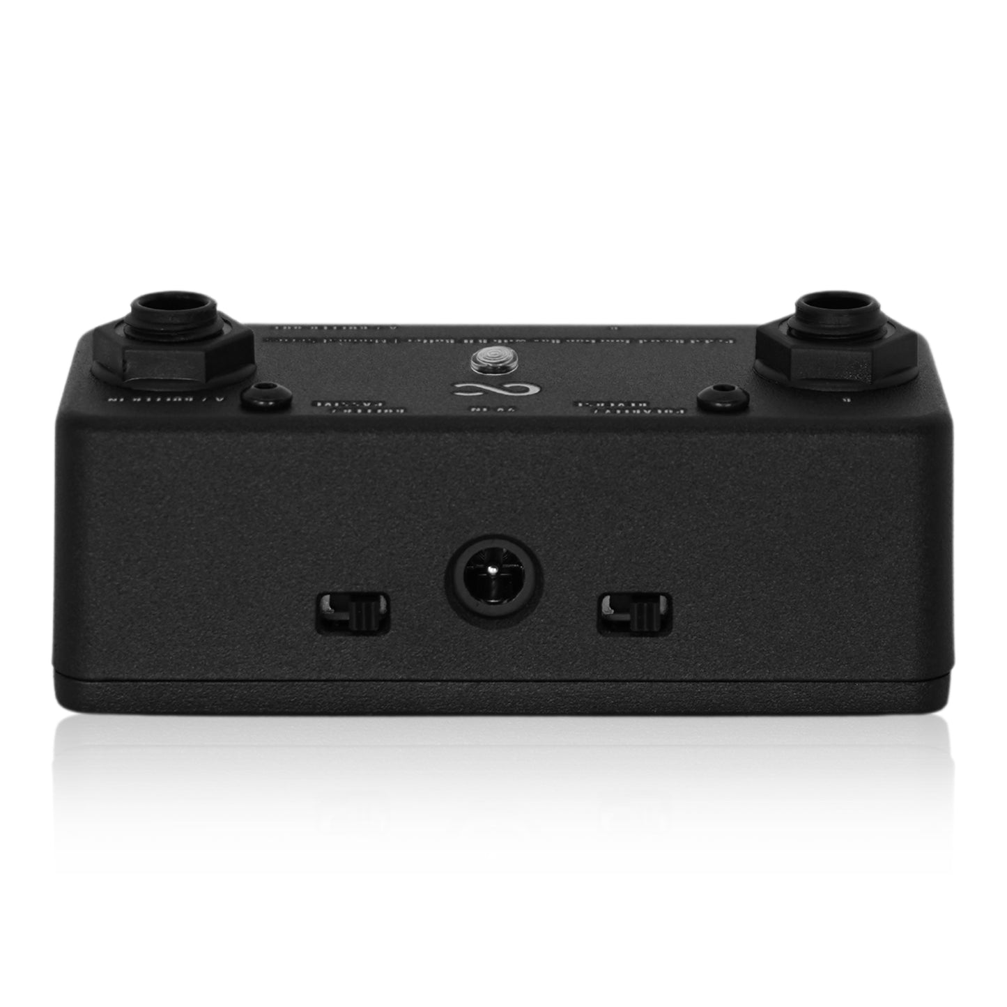 【10/15 16:00まで10%OFF】One Control Minimal Series Pedal Board Junction Box with BJF Buffer