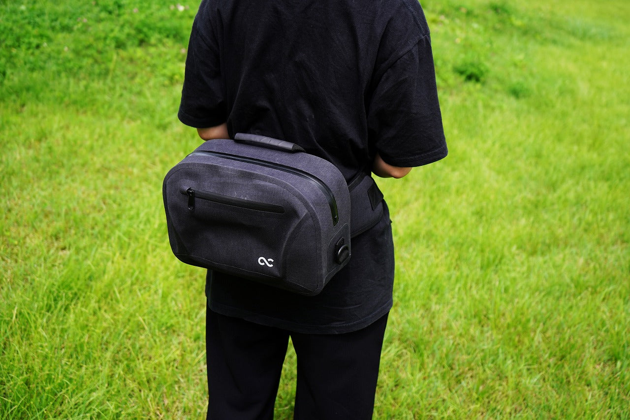 One Control Waterproof Sling Tail Bag Black