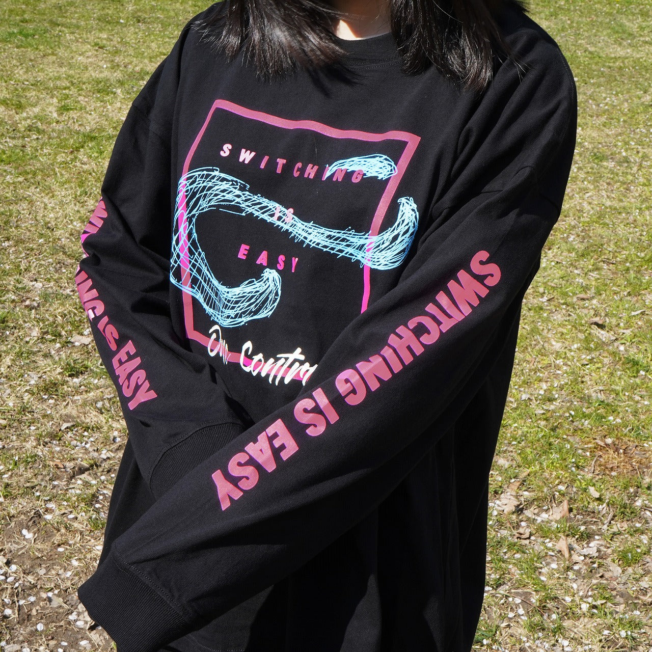 One Control Switching is Easy 長袖Tシャツ ブラック